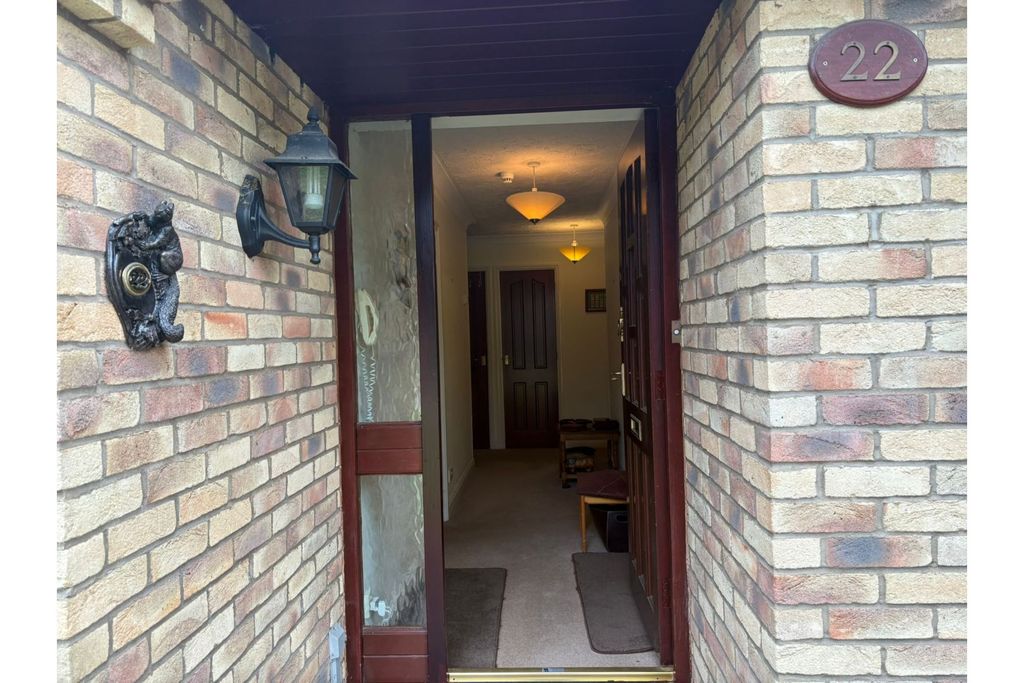 Property photo 3 of 26
