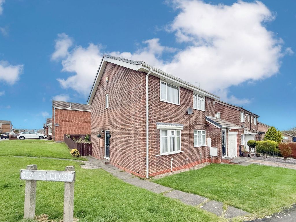 Property photo 1 of 10 External