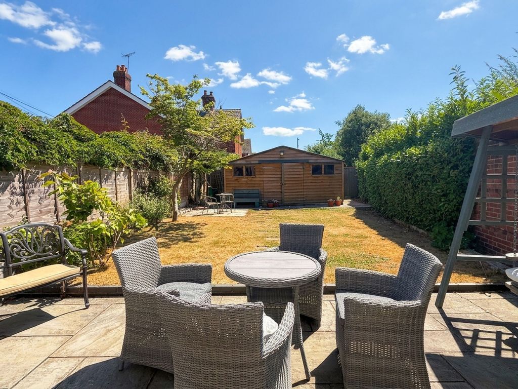 Property photo 2 of 13