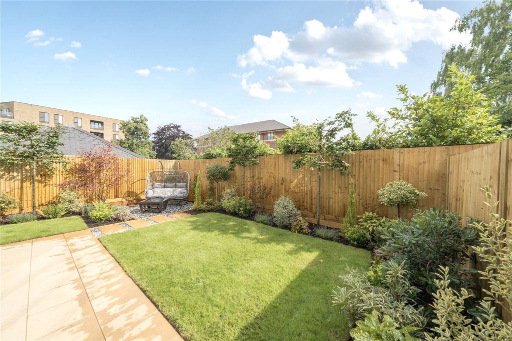 Property photo 3 of 9 Picture No. 22