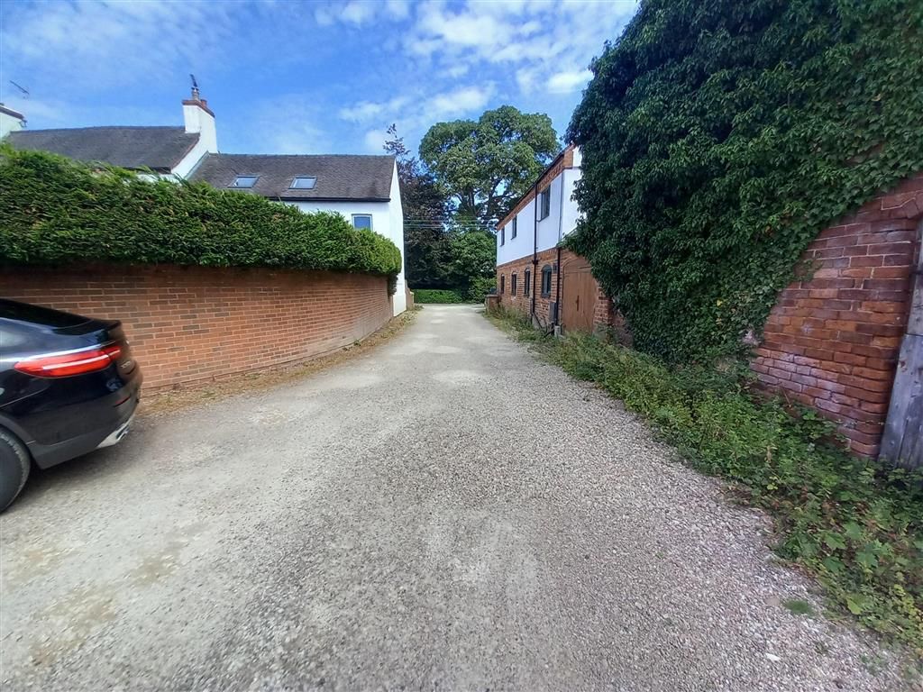 Property photo 3 of 6