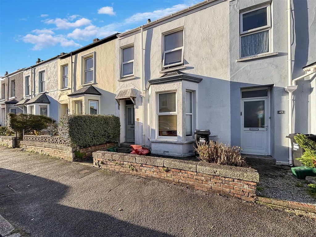 Property photo 1 of 13