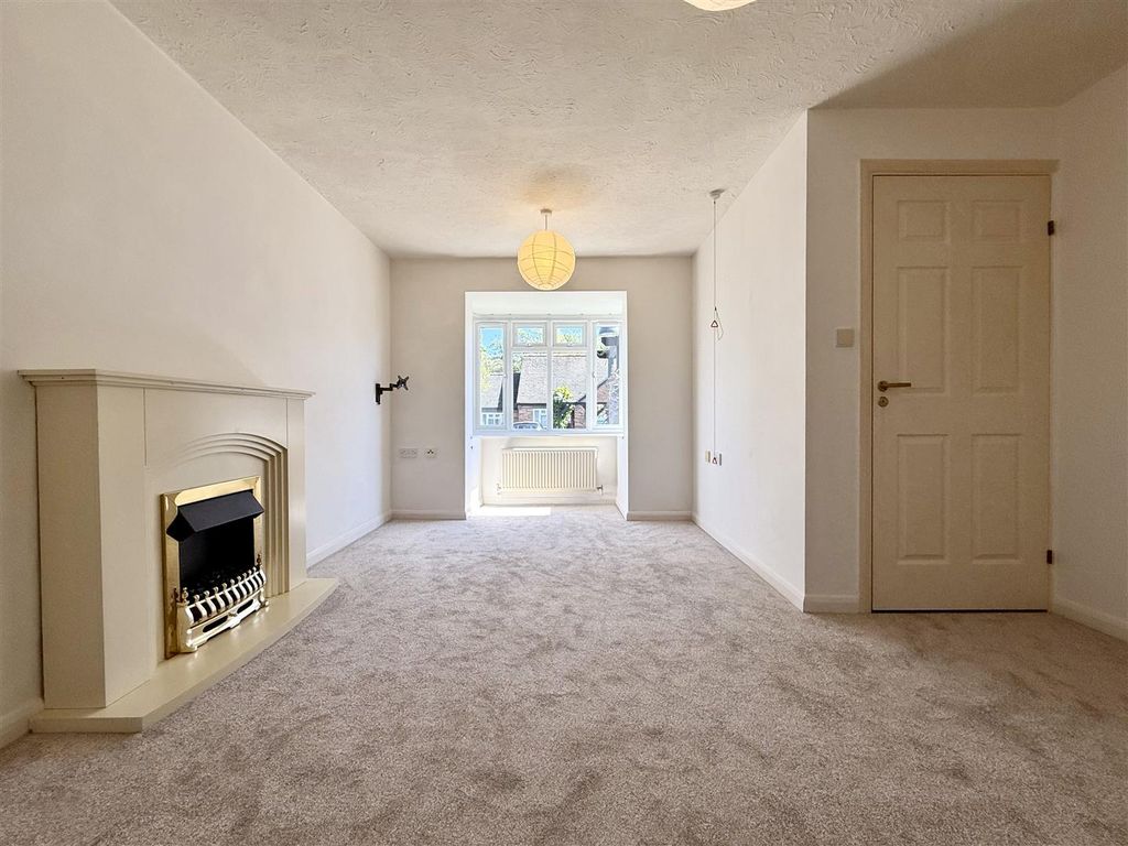 Property photo 3 of 17 3