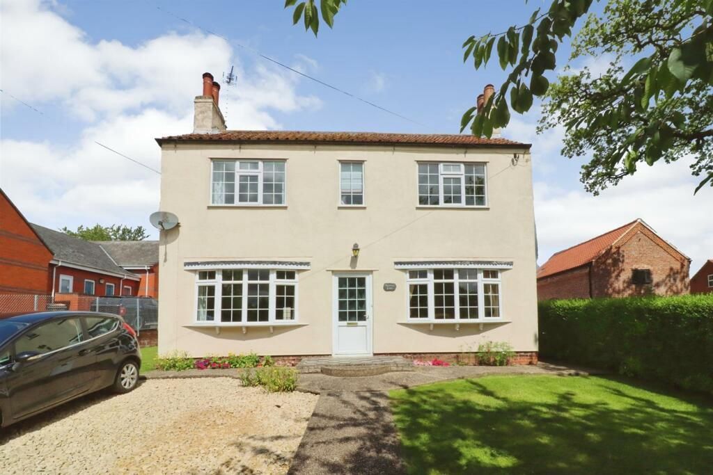 Property photo 1 of 27 Externally