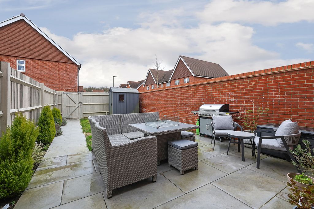 Property photo 3 of 10 Picture No. 04