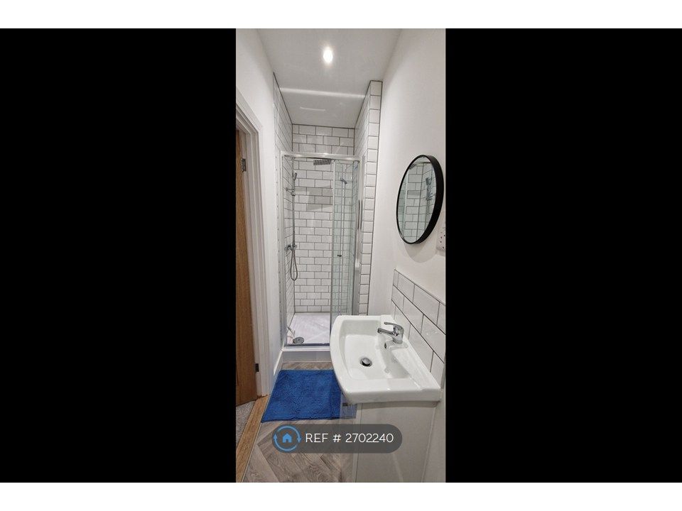 Property photo 2 of 3