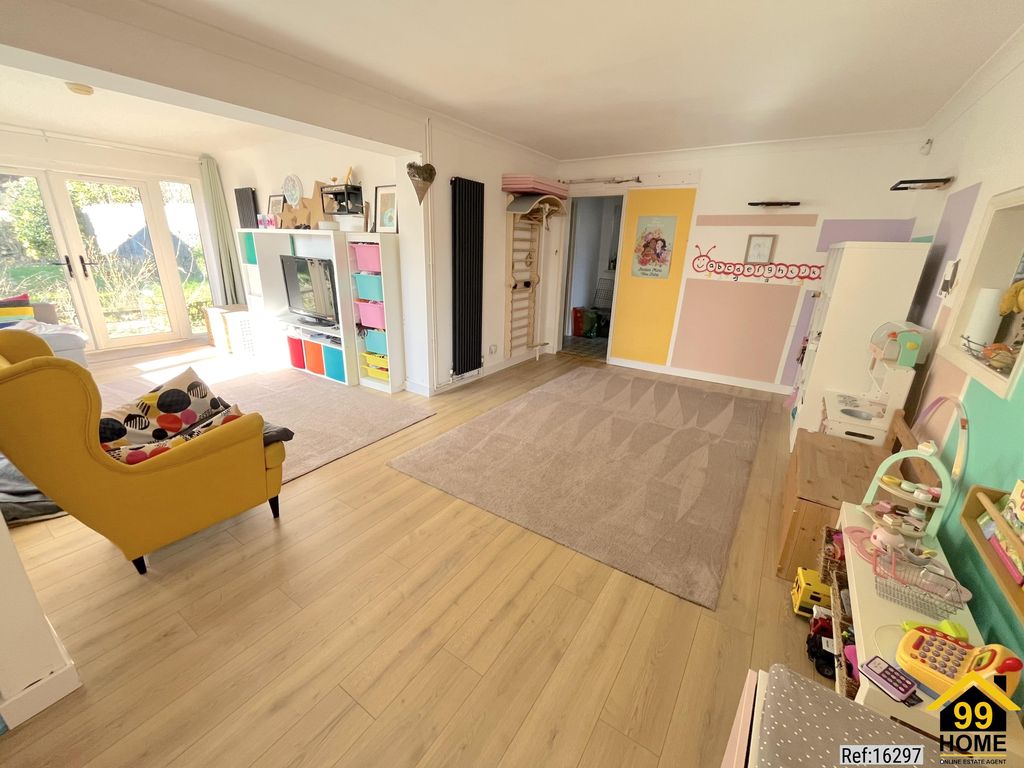 Property photo 3 of 29 Photo 2