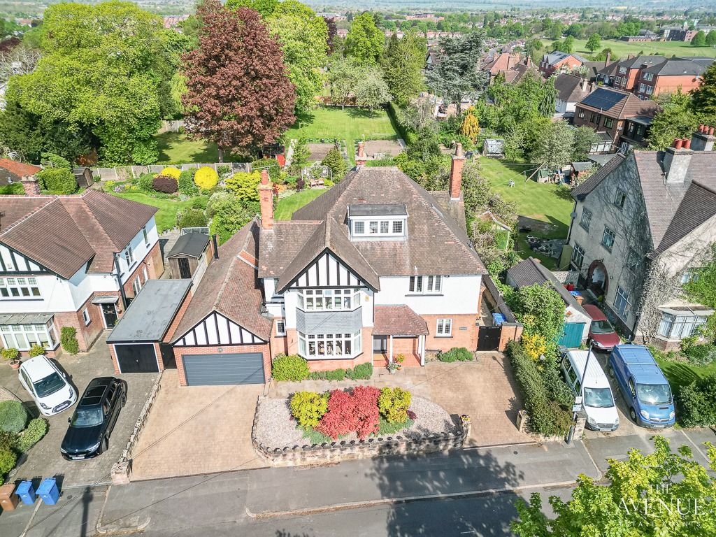 Property photo 1 of 48 3995210