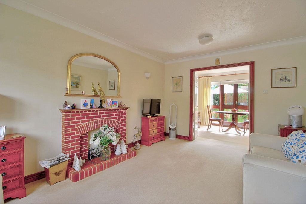 Property photo 3 of 20
