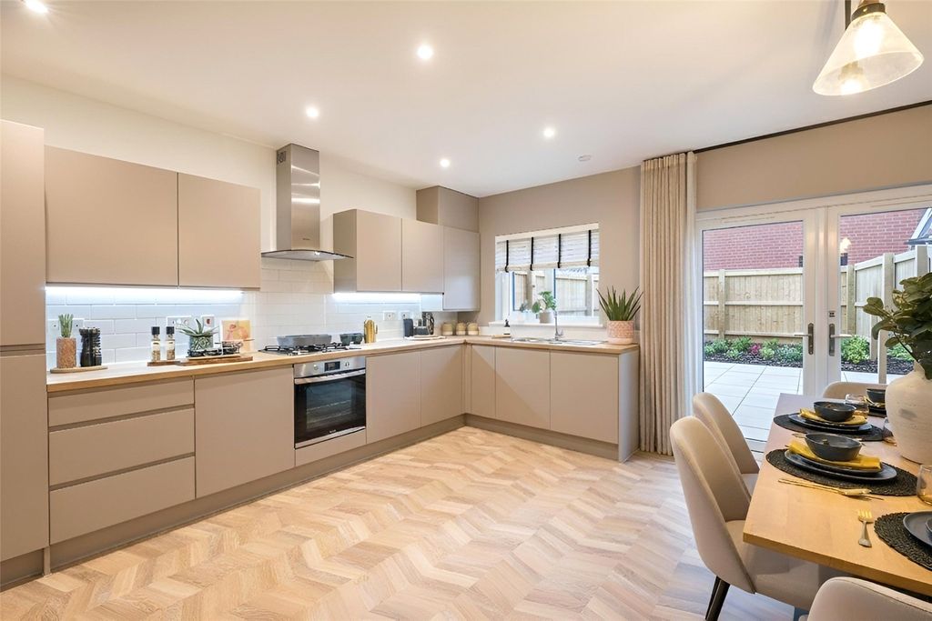 Property photo 1 of 13 Kitchen Diner