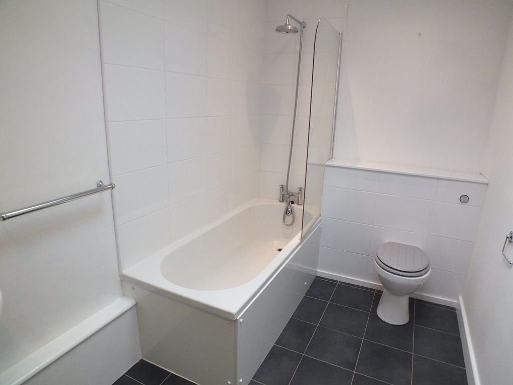 Property photo 3 of 4