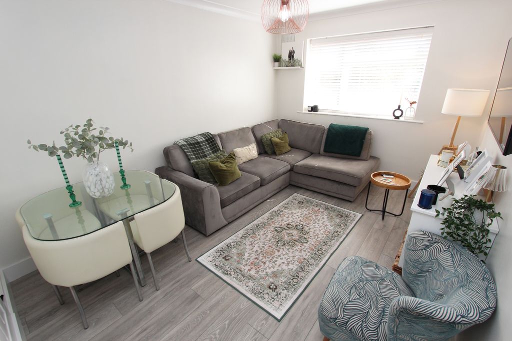 Property photo 2 of 10 Img_7741A