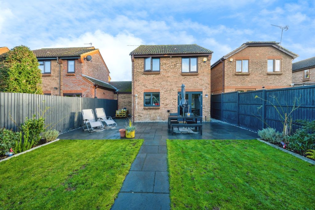 Property photo 2 of 14