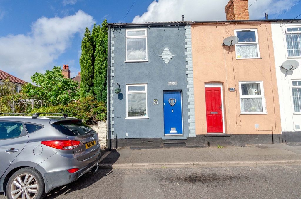 Property photo 1 of 21