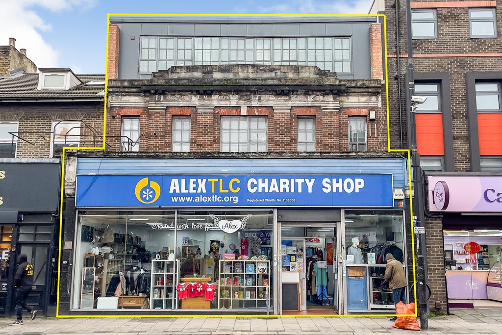 Property photo 1 of 4 154-156 Trafalgar Road Greenwich, London Se10 9Tz