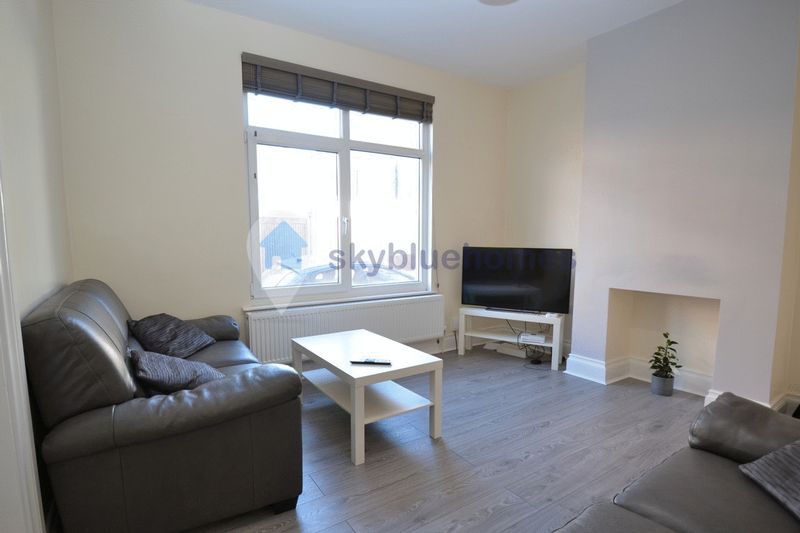 Property photo 2 of 6 Photo 15