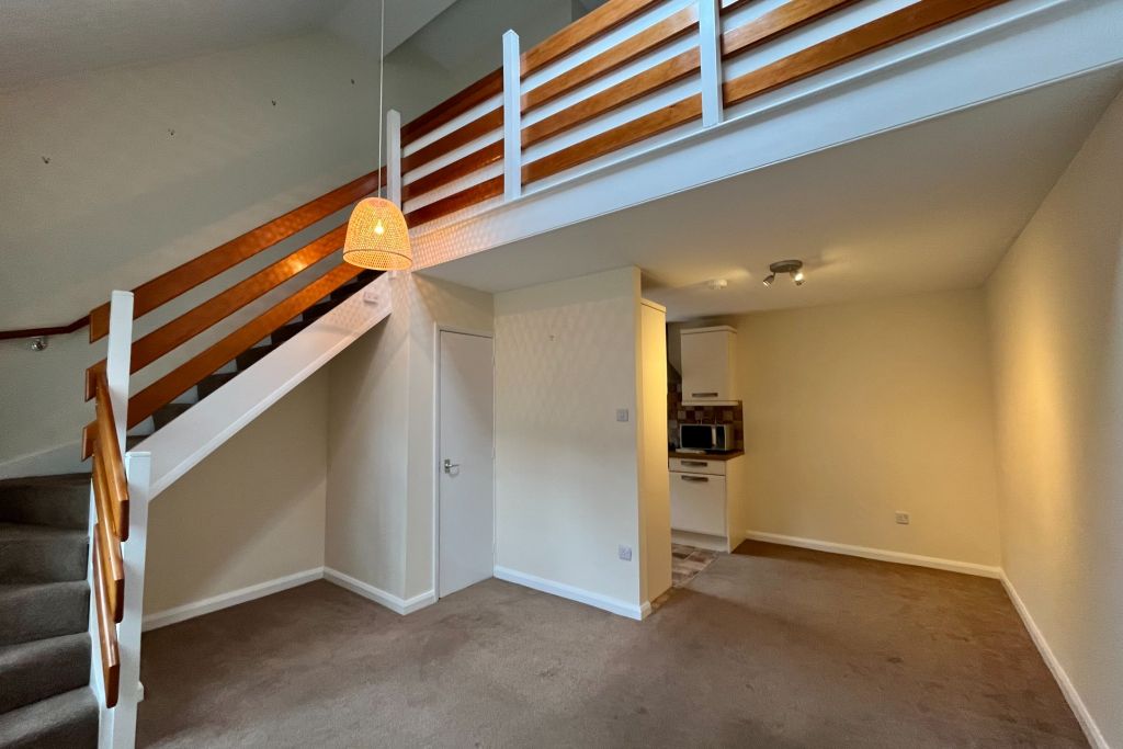 Property photo 2 of 7 Living Area