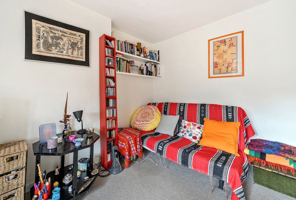 Property photo 2 of 15 Picture No. 13