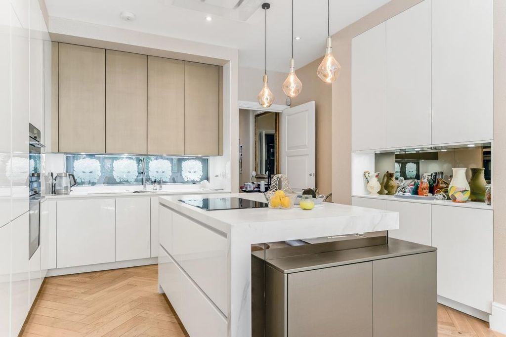 Property photo 3 of 15 3.Jpg