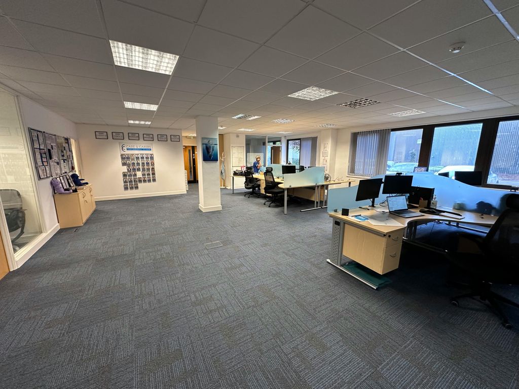 Property photo 3 of 8 Img_8793.Jpeg