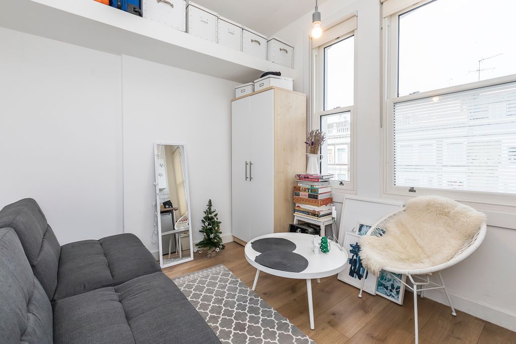 Property photo 1 of 6