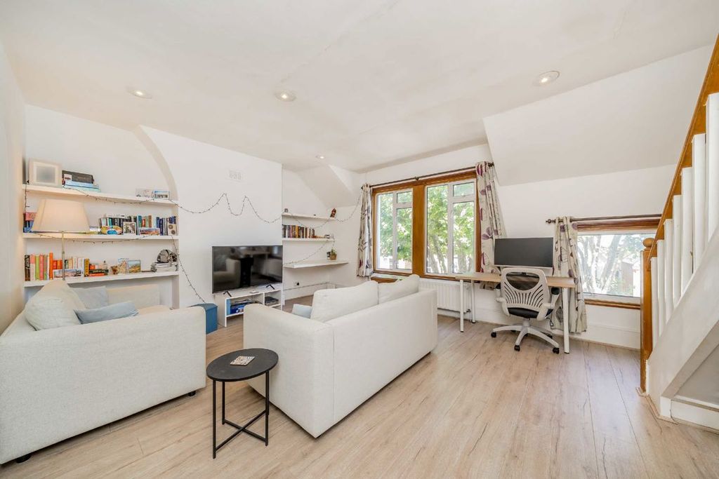 Property photo 2 of 4