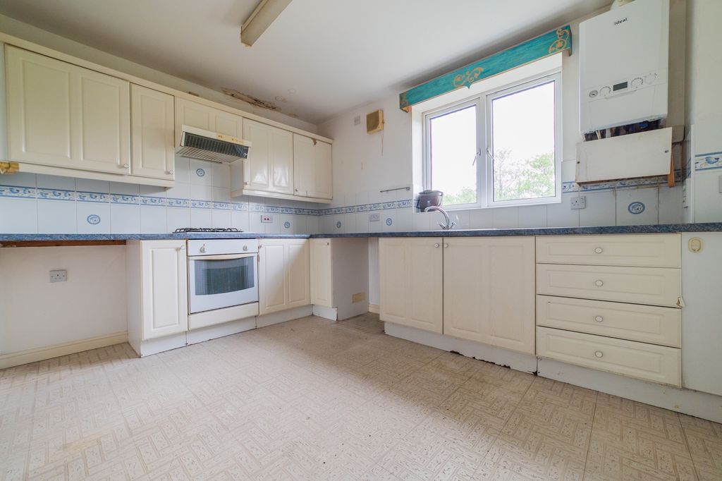 Property photo 3 of 11 Call 02920 454555 To Secure Your Viewing_2