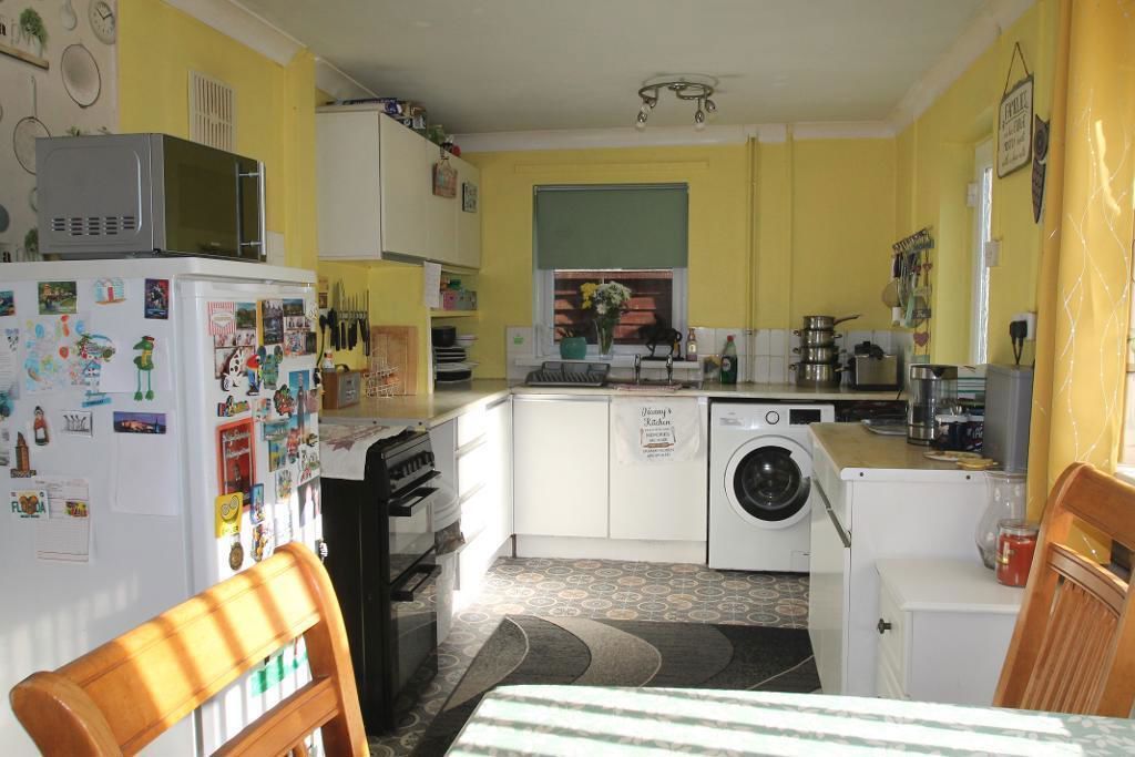 Property photo 2 of 30