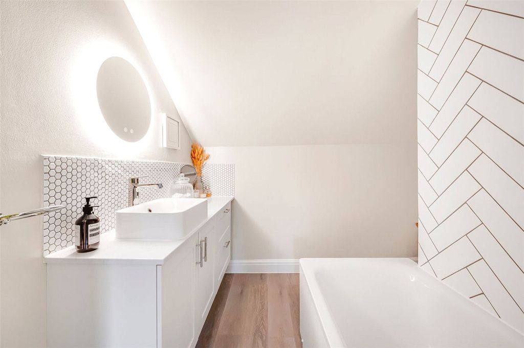 Property photo 3 of 10 Picture No. 06