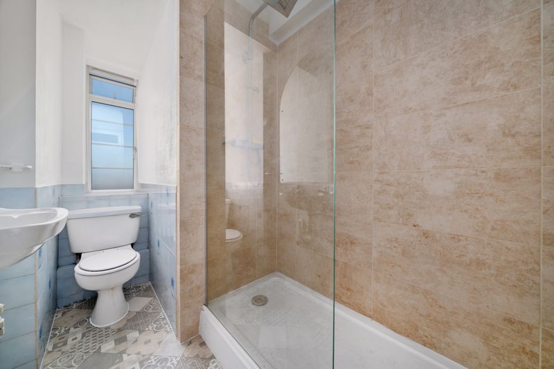 Property photo 3 of 7 Photo 7