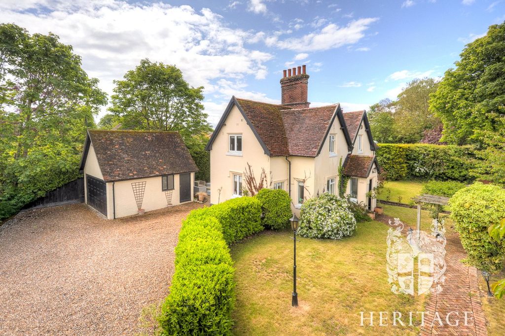 Property photo 3 of 32 Picture No. 01