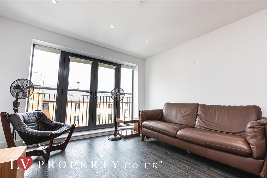 Property photo 2 of 16 2.Jpg