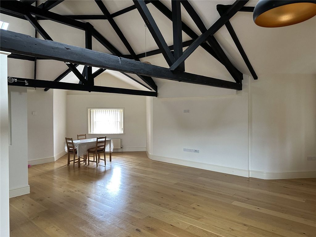 Additional image 5 of 3 bed flat to rentLong Street, Williton, Taunton TA4