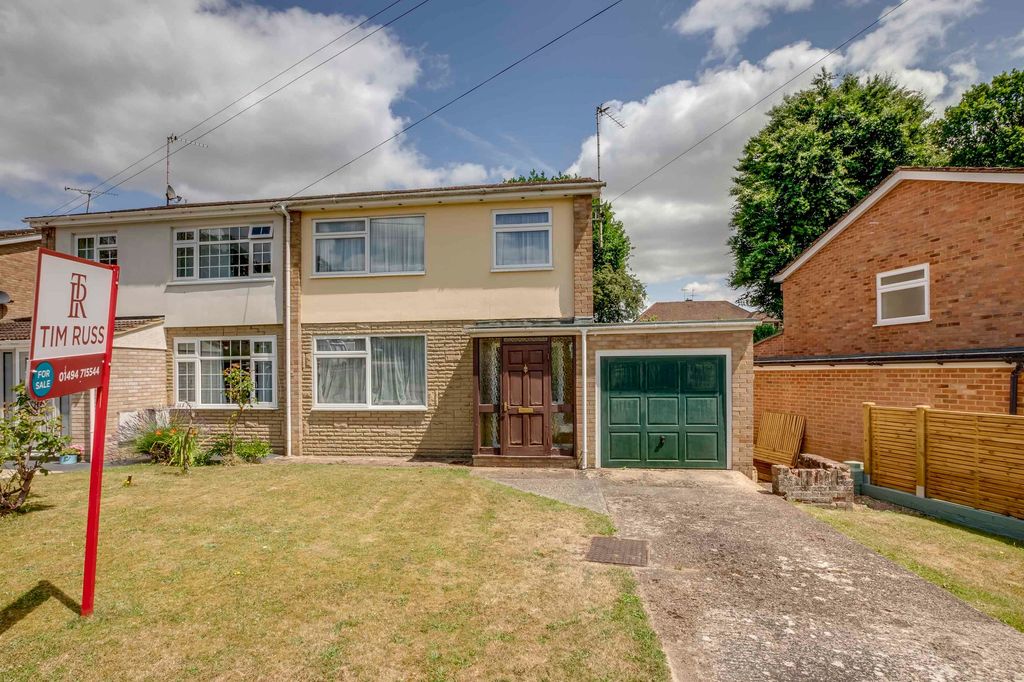 Property photo 1 of 11