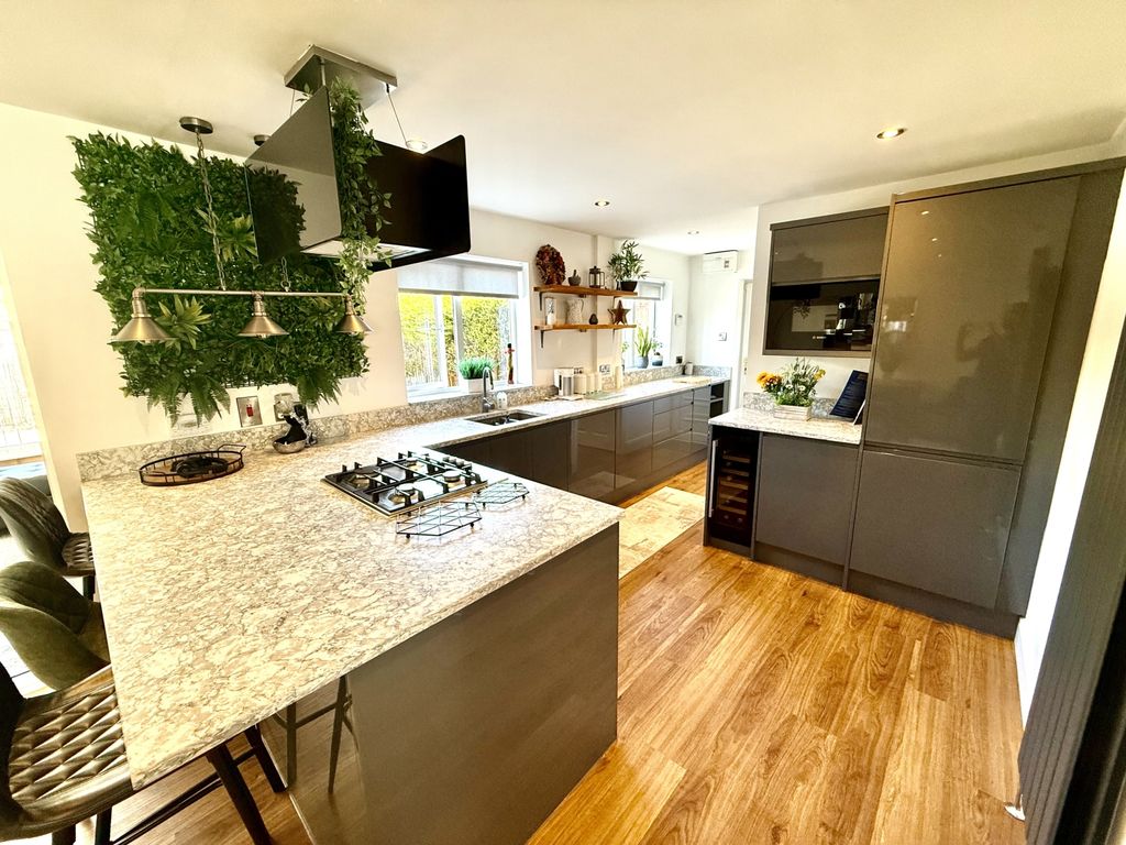 Property photo 3 of 18 Img_3020