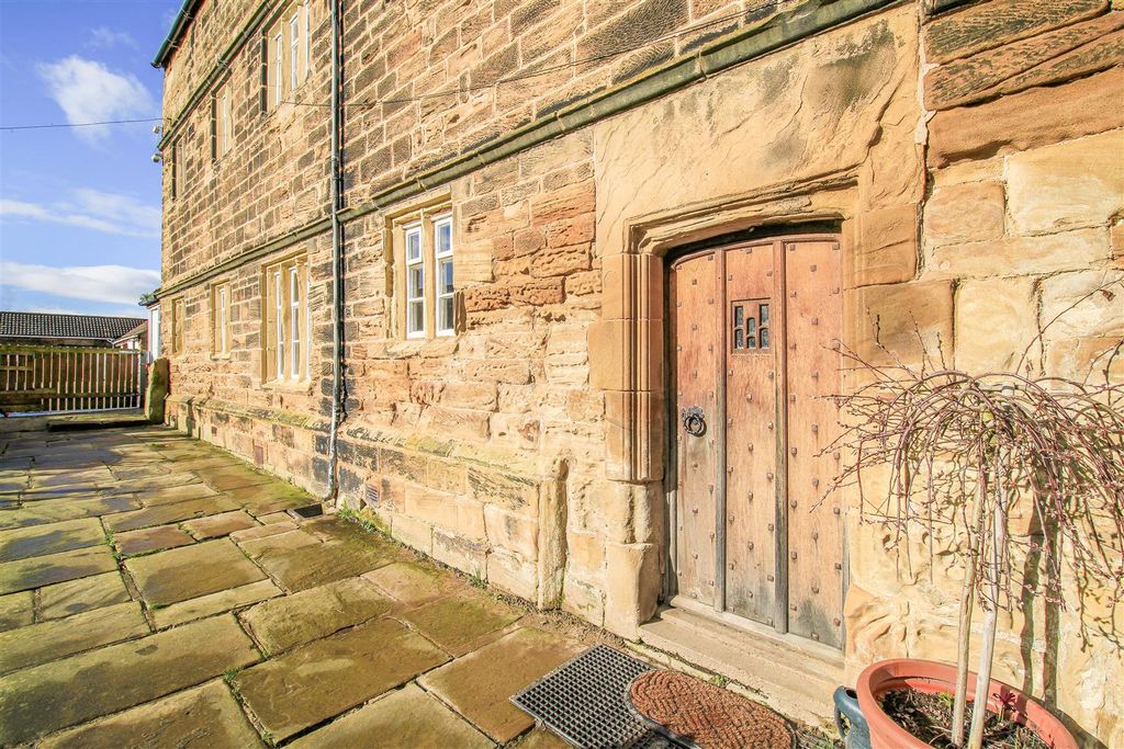 Property photo 2 of 31 External House