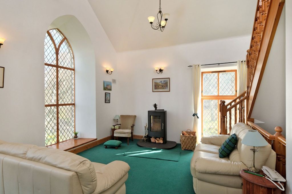 Property photo 2 of 15 Picture No. 02