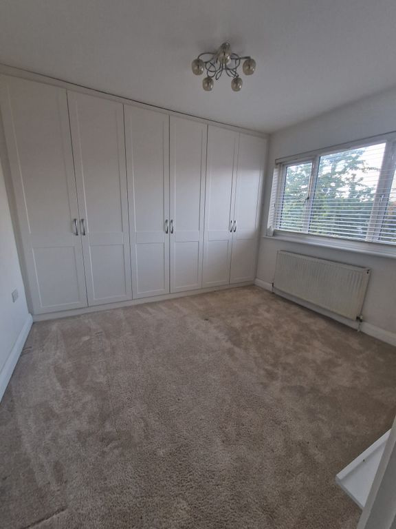 Property photo 1 of 4