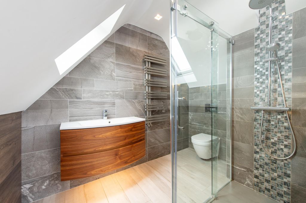 Additional image 15 of 11 bed farm for saleKings Lane, Snitterfield, Stratford-Upon-Avon, Warwickshire CV37.