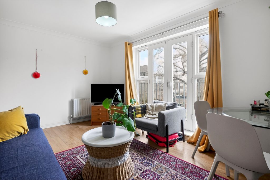 Property photo 2 of 20 Reception Room