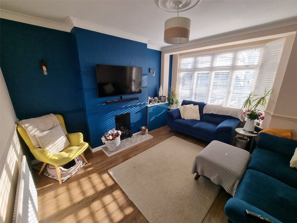 Property photo 2 of 48 Picture No. 38