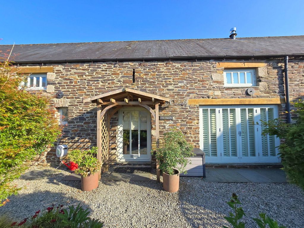 Property photo 1 of 30