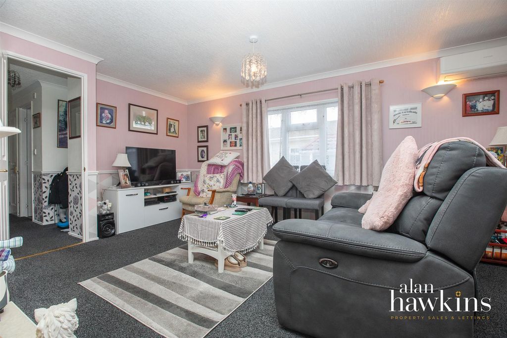 Property photo 3 of 12 3387-01.Jpg