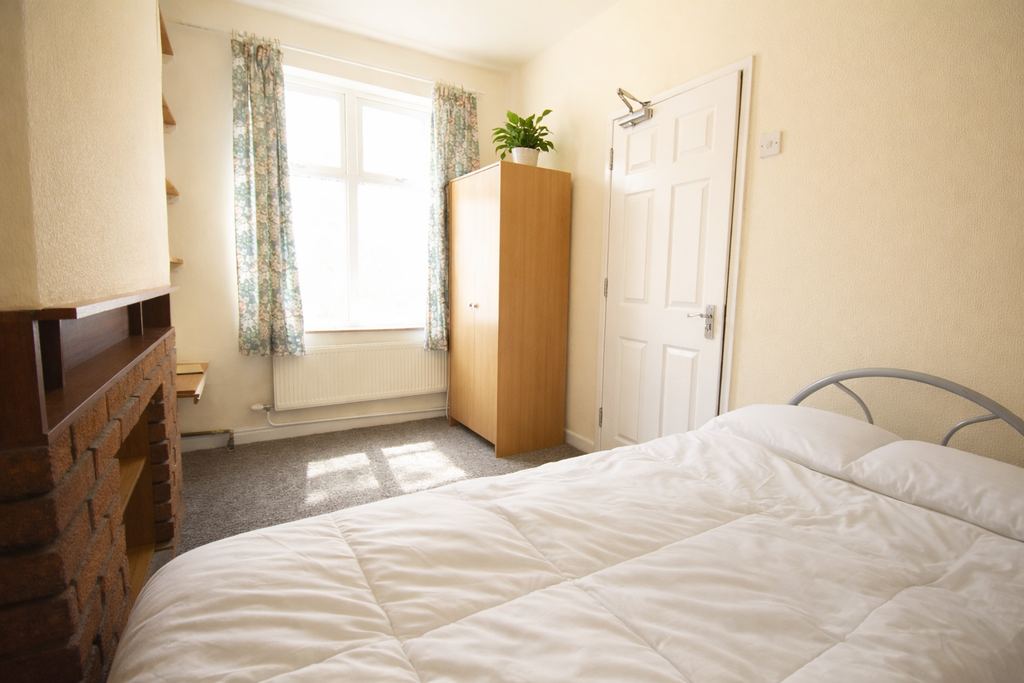 Property photo 3 of 4