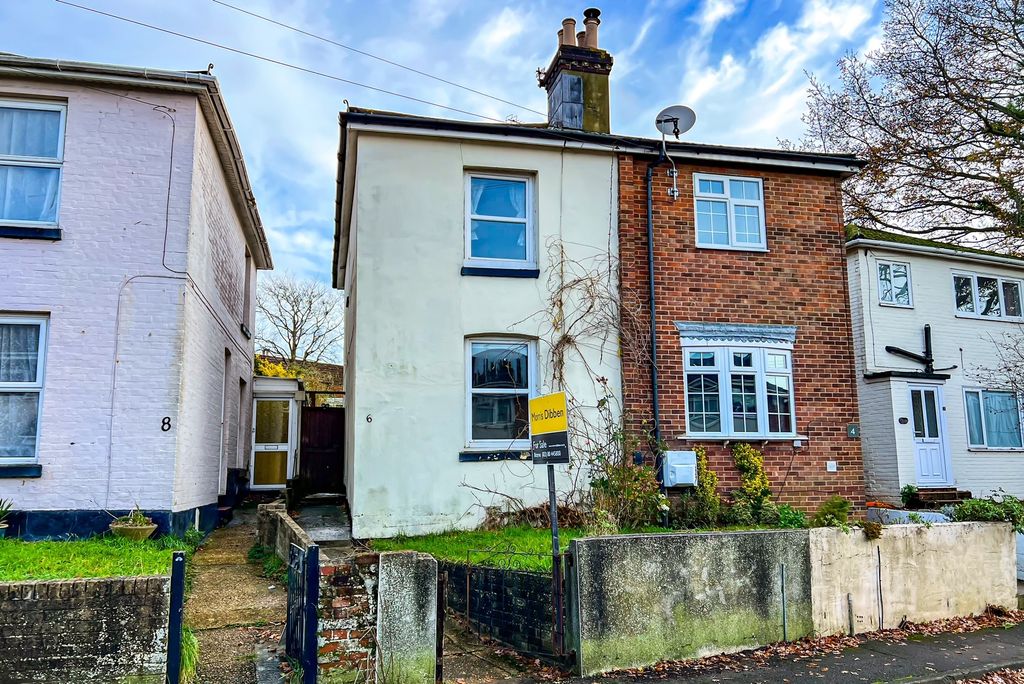 Property photo 1 of 12