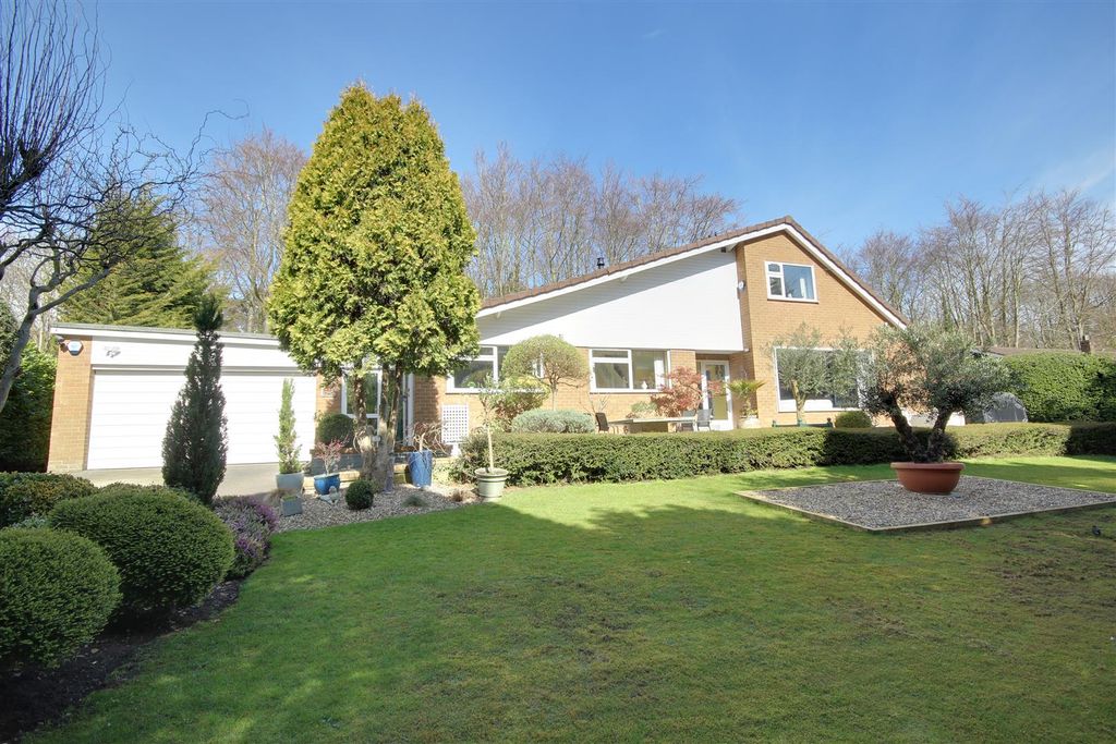 Property photo 1 of 27 2Woodfront2.Jpg