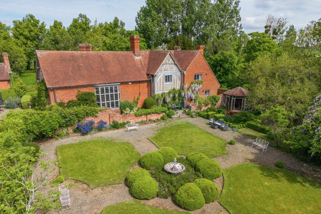Property photo 2 of 55