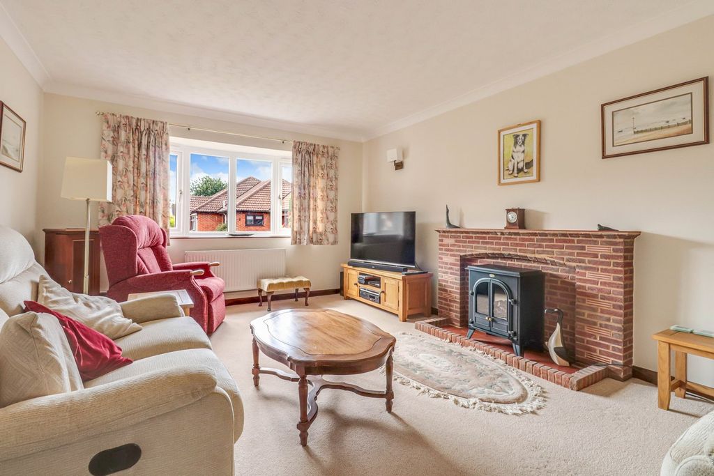 Property photo 2 of 22