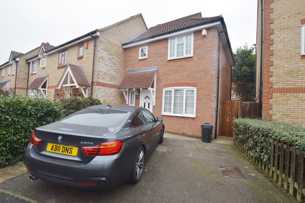 Property photo 2 of 21