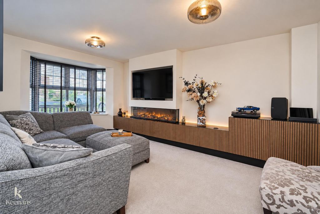 Property photo 2 of 60 2.Jpg